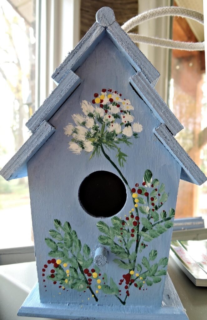 wooden birdhouse, stenciled, paint, hand painted